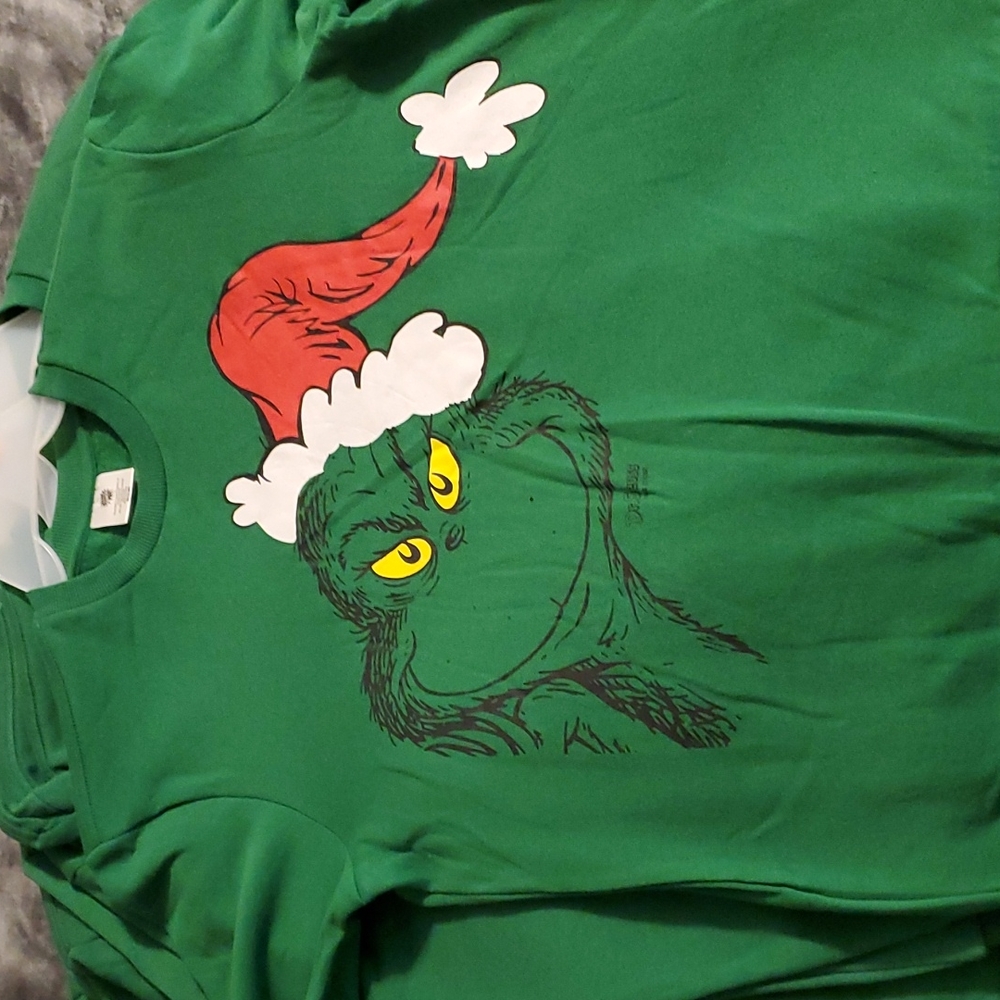 THE GRINCH SWEATSHIRT